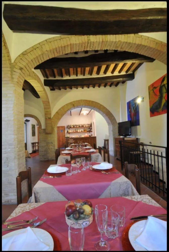 Agriturismo La Ginestrella Civitella D'Arna Kültér fotó